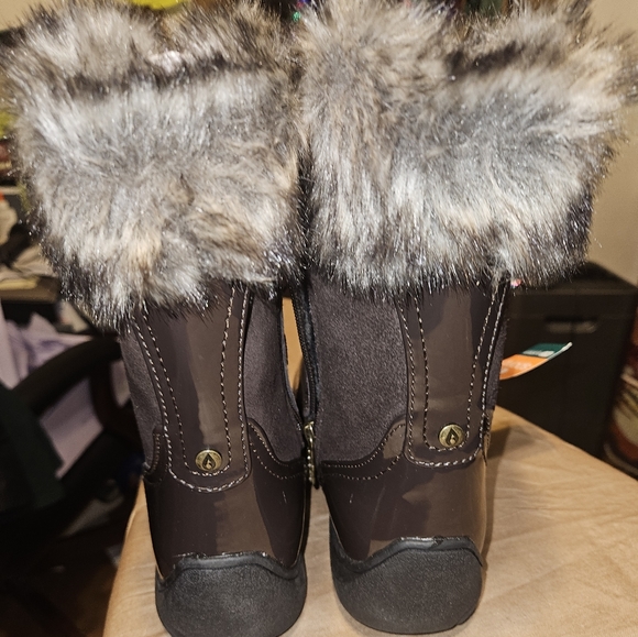 Sporto Minor Waterproof Suede Mid-Calf Boot with Faux Fur Trim 9 wide - Picture 2 of 9